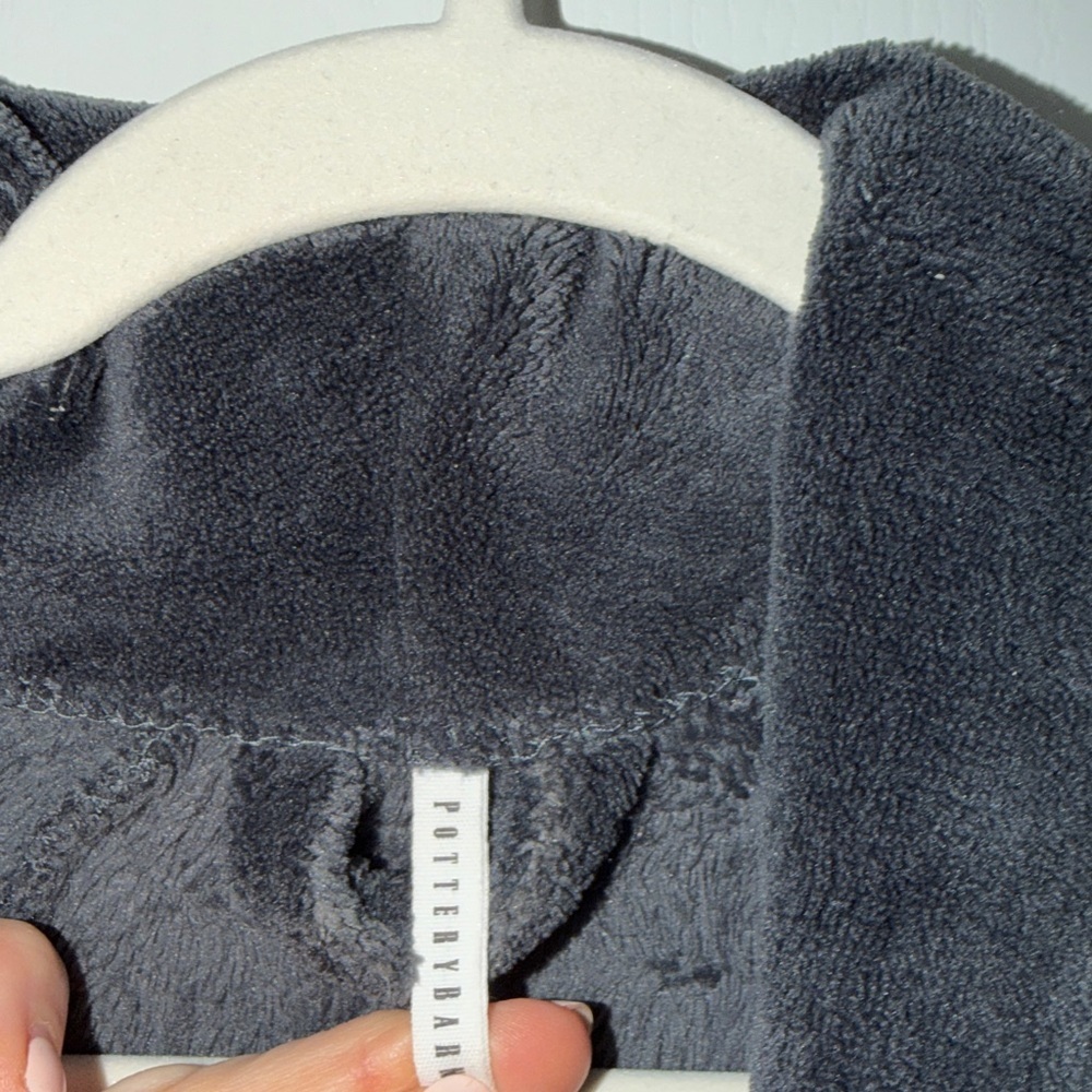 Pottery Barn Terry cloth navy blue/gray woman’s size small bathrobe - Picture 4 of 6
